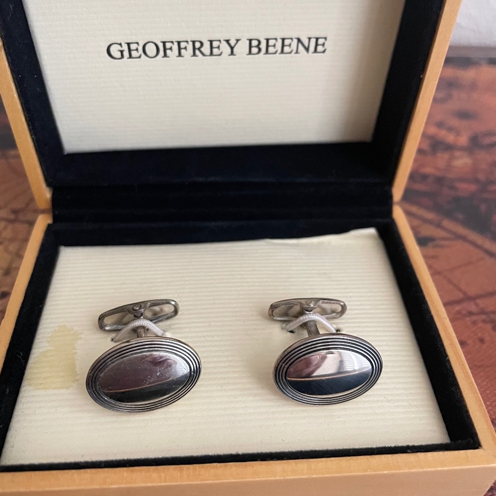 New Geoffrey Beene cuff links